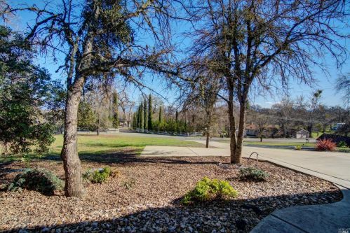 2979 Keeling Ave, Lakeport CA  95453-6804 exterior