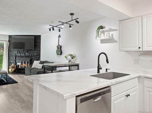 8952 Dartmouth Pl, Denver CO 80227-4525 exterior