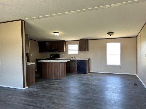 107 Appaloosa Dr, Uhland TX  78640-9104 exterior