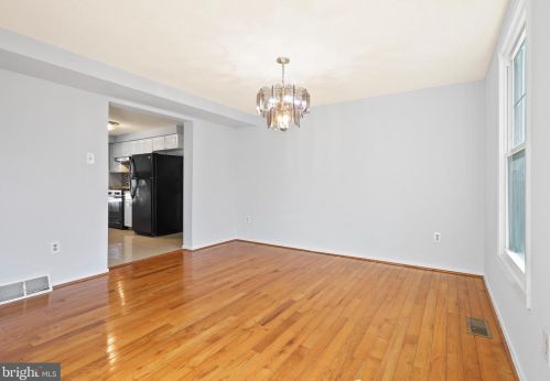 554 Hinckle Ave, Trenton NJ  08628-2805 exterior