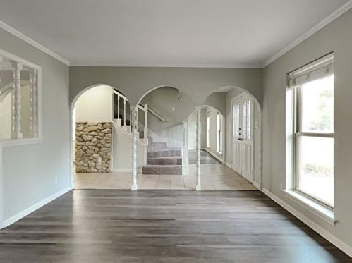 450 Old Hickory Dr, Conroe TX  77302-3076 exterior