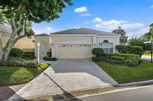 205 Coral Cay Ter, West Palm Beach, FL 33418-4002
