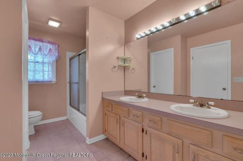 117 Frank Applegate Rd, Jackson Twp NJ  08527-2454 exterior