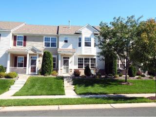 4385 Empress Dr, Lino Lakes, MN 55038-8009