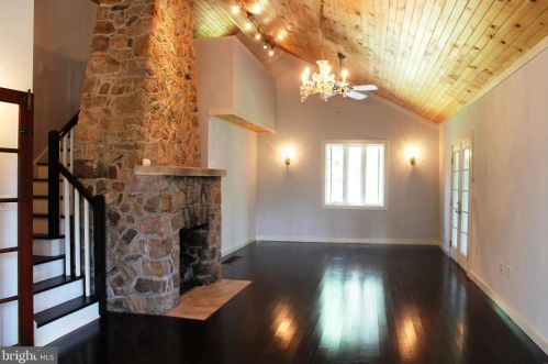 313 Laurel Rd, Molino PA  17961-9621 exterior