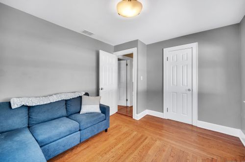 534 Foxon Rd, North Branford CT  06471-1139 exterior