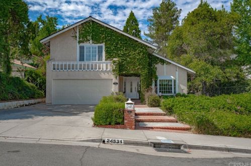 24531 Wayman St, Santa Clarita, CA 91321-2610