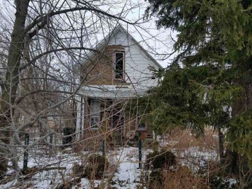 10958 100, Greentown, IN 46936-9595