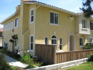 1390 Isabella Way, Vista CA  92084-4020 exterior