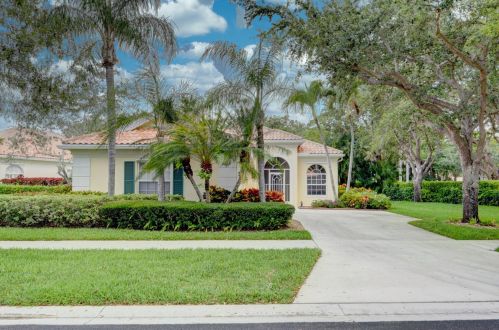 4771 Orchard Ln, Delray Beach, FL 33445-5304