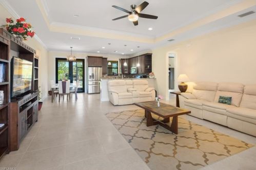 2063 24th Ave, Naples, FL 34120-3445