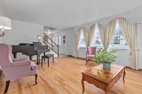 226 Iola St, Glenshaw PA  15116-2029 exterior