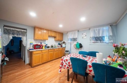 69 Macarthur Ave, Outwater NJ  07026-1520 exterior