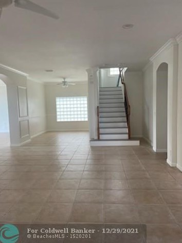 177 Kensington Way, West Palm Beach, FL 33414-4315