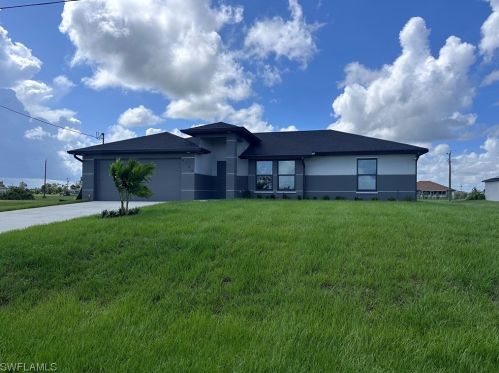 4740 39th Pl, Cape Coral, FL 33993-7329