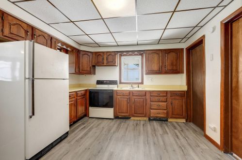 1450 Crooks St, Green Bay, WI 54301-3823