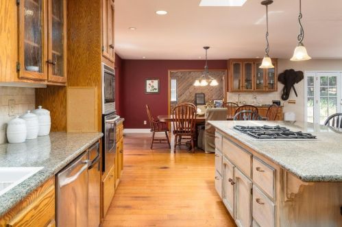 6832 Retreat Ln, Pacific House CA  95726-9465 exterior