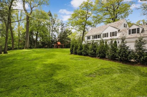 30 Brite Ave, Scarsdale NY  10583-2305 exterior
