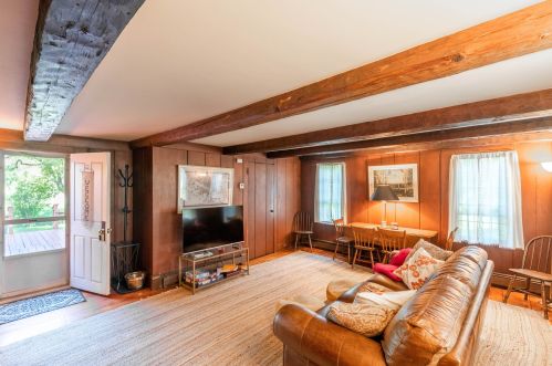341 Lisbon Rd, Bath NH  03740-4403 exterior