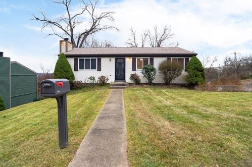 101 Jade Dr, Verona, PA 15147-2729