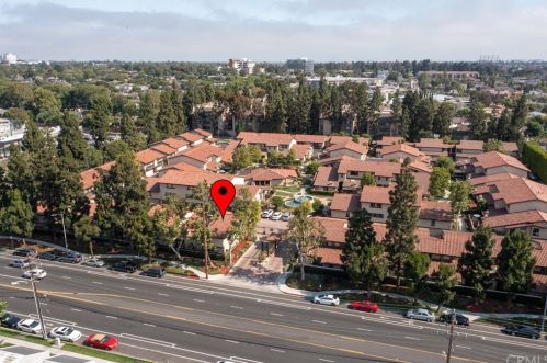 5000 Atherton St, Long Beach, CA 90815-3721