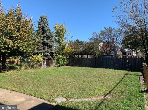 436 Bert Ave, Trenton NJ 08629-2703 exterior