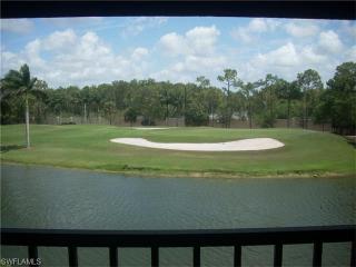 7360 Saint Ives Way, Naples, FL 34104-6064
