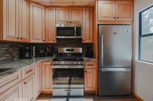 1120 Crystal Mountain Rd, Big Bear City CA  92314-9120 exterior