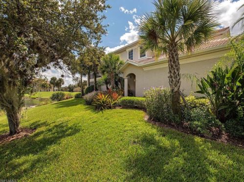 4982 Shaker Heights Ct, Naples, FL 34112-8423