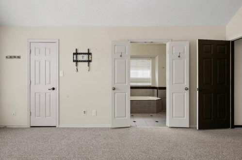 2308 Old Hickory Ln, Lewisville TX  75028-4593 exterior