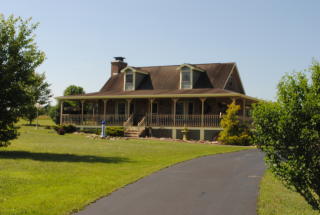 88 Kelsie Ln, Crossville, TN 38572-3006