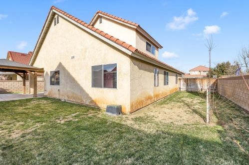 43817 Amy Ct, Lancaster CA  93535-4471 exterior