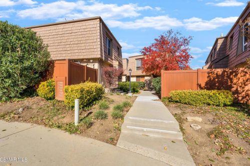 27503 Endeavor St, Calabasas CA  91301-3538 exterior