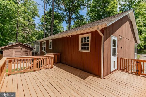 219 Land Or Dr, Ruther Glen VA  22546-1069 exterior