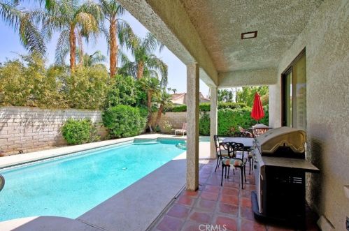 64 Sierra Madre Way, Rancho Mirage CA  92270-3933 exterior