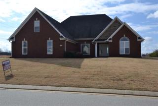 16 Lesia Dr, Medina, TN 38355-6899