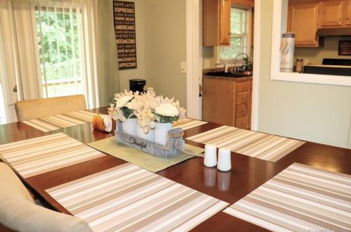 165 Juniper Ridge Dr, Waterbury CT  06708-1934 exterior