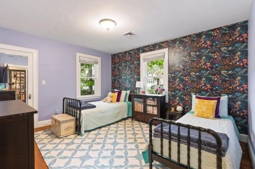 119 Rhinecliff St, Arlington MA 02476-7332 exterior