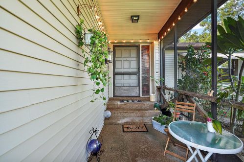 10822 Revels Rd, Howey In The Hills, FL 34737-3901