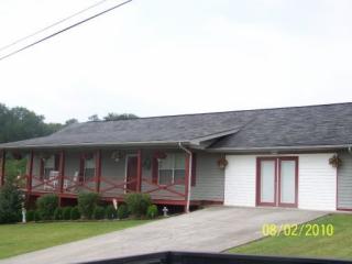 131 Cross Creek Rd, Maynardville, TN 37807-2945