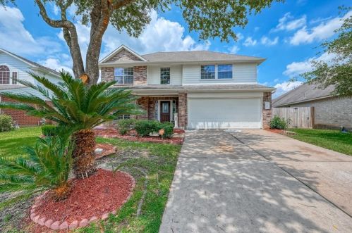 2310 Diamond Springs Dr, Pearland TX  77584-7871 exterior