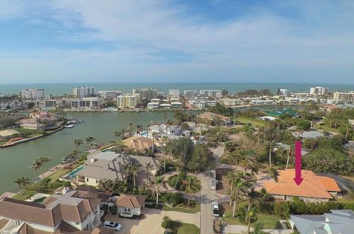 311 Springline Dr, Naples, FL 34102-5054