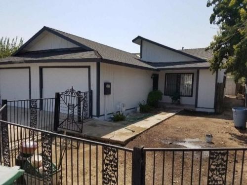 605 4th St, Mendota, CA 93640-2140