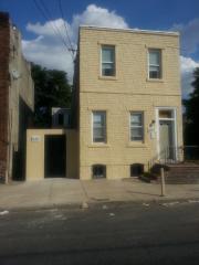 1337 18th St, Philadelphia PA  19146-4701 exterior