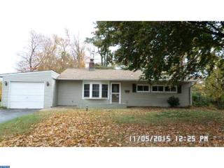 62 Bald Cypress Ln, Levittown, PA 19054-2802