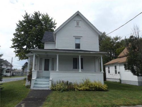 201 Franklin St, Paddy Hill, NY 13615-7712