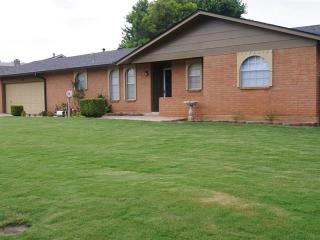 11725 Oakdale St, Yukon, OK 73099-6609