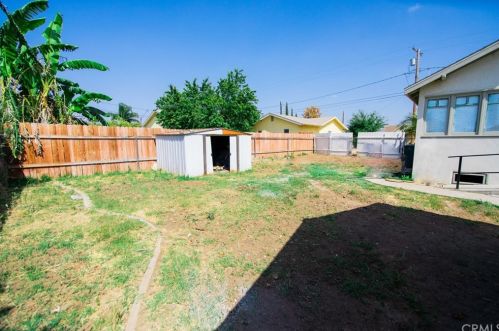 9659 Primrose Dr, Riverside CA 92503-4277 exterior