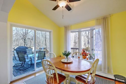 130 Pound Rd, Cumberland RI  02864-2704 exterior