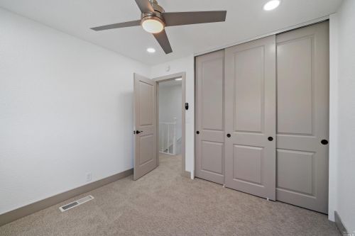 278 Cheyenne Dr, Vacaville CA  95688-2412 exterior